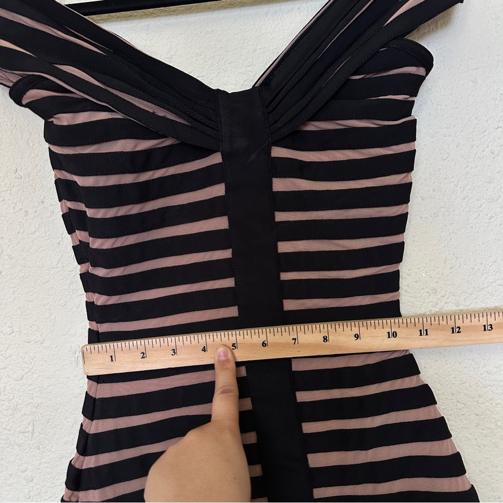 HOUSE OF CB 'Petra' Striped Bandage Midi Dress black NWOT size XS - Picture 6 of 15